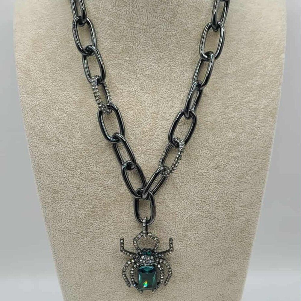 Betsey Johnson Chunky Black Spider Necklace with Green Crystal NWT! HALLOWEEN